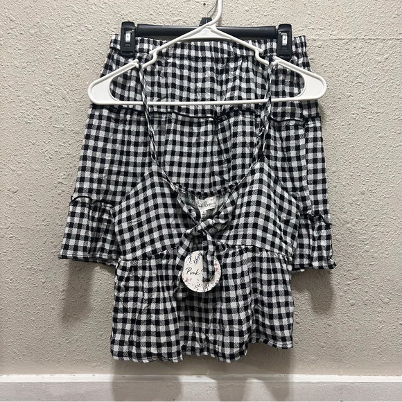 Pink Rose Two Piece Crop Top and Skirt Black and Ivory Gingham Set NWT M - Picture 1 of 9